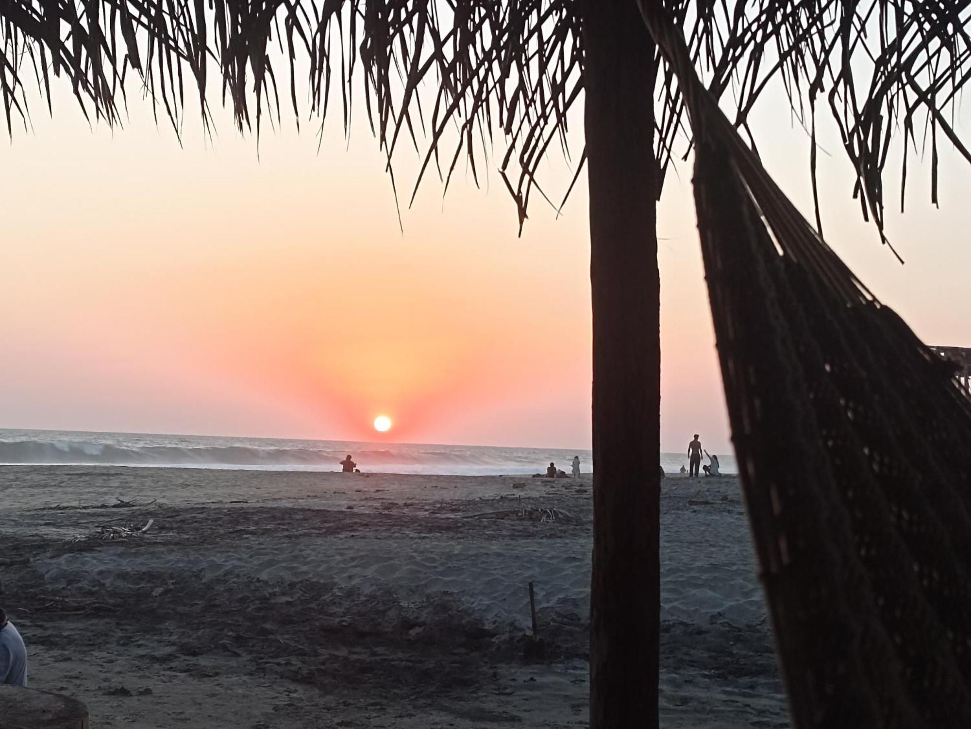 Punta Sur, Frente Al Mar Y El Atardecer Hotel มาซุนเต ภายนอก รูปภาพ